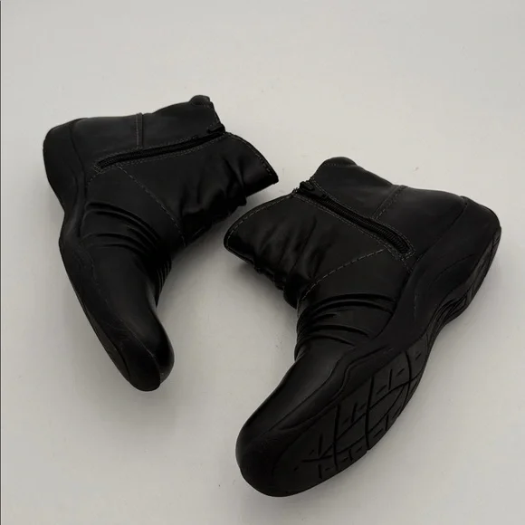 Clarks Black Ankle leather Boots women 8W Side Zipper casual office retro Y2K - Picture 7 of 11